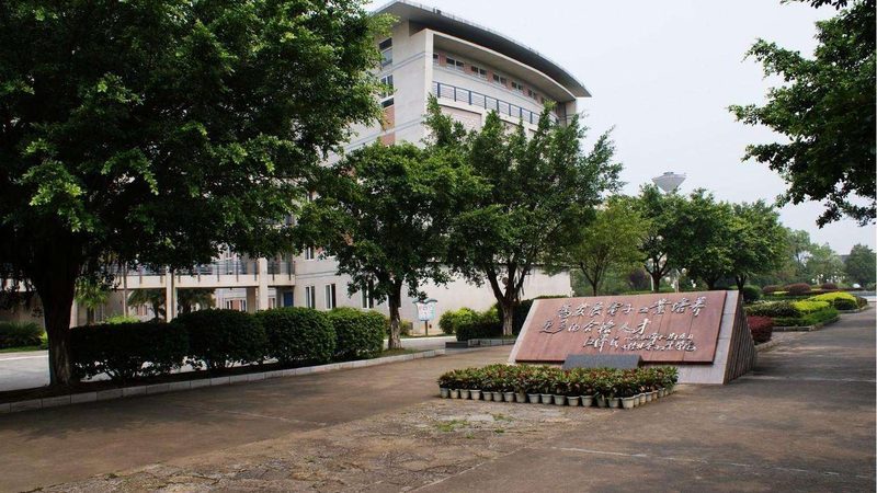SMT贴片加工无铅标准：揭秘其背后的技术与应用